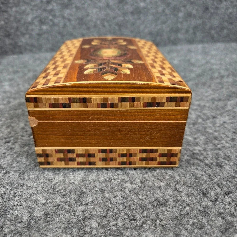 Colorful Straw Mosiac Trinket Box Intricate Folk Art Design Hinged Lid Wood USSR